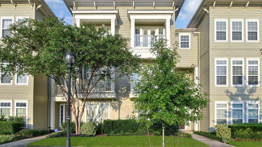 The Woodlands 3-story, 3-bed 194 W Breezy Way-idx