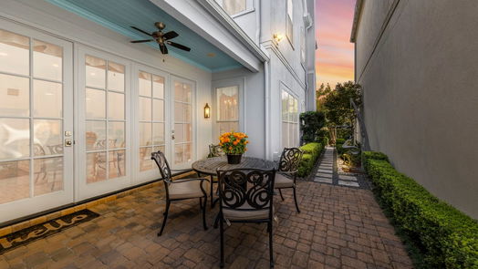 The Woodlands 3-story, 4-bed 22 Jetty Point Drive-idx