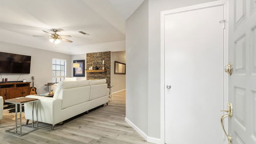 Spring 1-story, 4-bed 118 E Mistybreeze Circle-idx