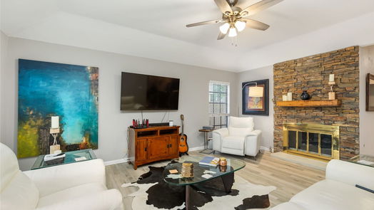 Spring 1-story, 4-bed 118 E Mistybreeze Circle-idx