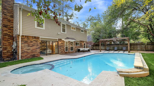 The Woodlands 2-story, 5-bed 26 Sylvan Forest Drive-idx