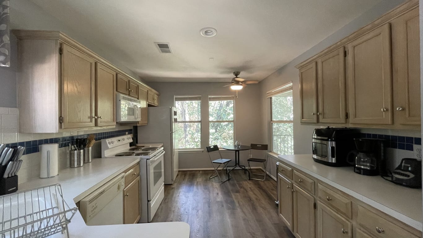 The Woodlands 1-story, 3-bed 154 N Magnolia Pond Place-idx