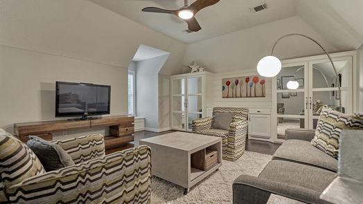 The Woodlands 2-story, 5-bed 11 N Heritage Hill Circle-idx