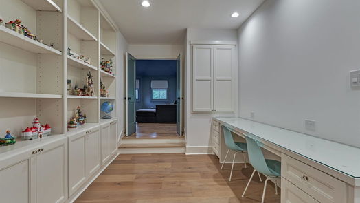 The Woodlands 2-story, 4-bed 16 Autumn Crescent-idx