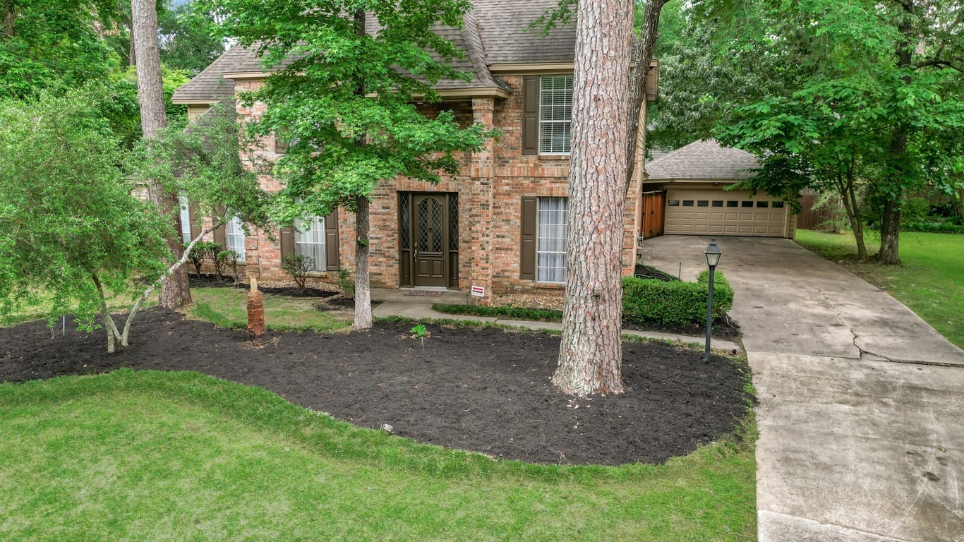 The Woodlands 2-story, 4-bed 15 Wedgewood Forest Drive-idx