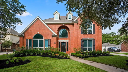 The Woodlands 2-story, 5-bed 18 Featherfall Place-idx