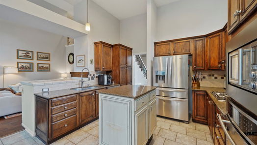 The Woodlands 2-story, 4-bed 135 Wisteria Walk Circle-idx
