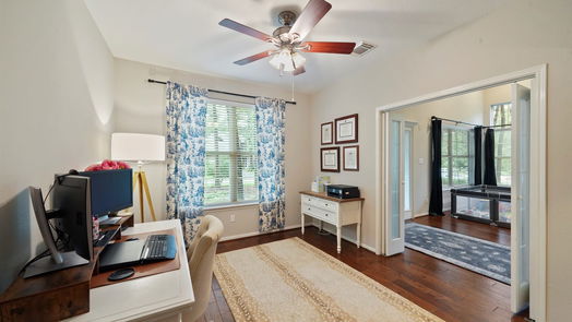 The Woodlands 2-story, 4-bed 135 Wisteria Walk Circle-idx