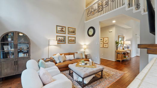 The Woodlands 2-story, 4-bed 135 Wisteria Walk Circle-idx