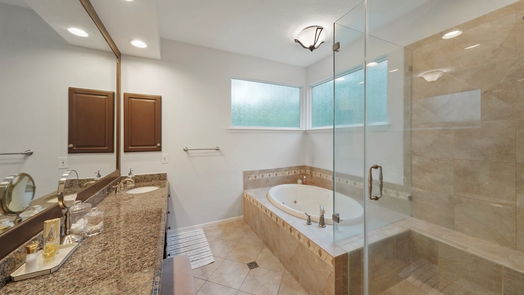 The Woodlands 2-story, 4-bed 135 Wisteria Walk Circle-idx