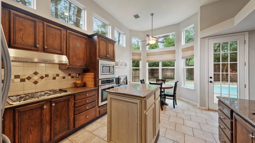 The Woodlands 2-story, 4-bed 135 Wisteria Walk Circle-idx