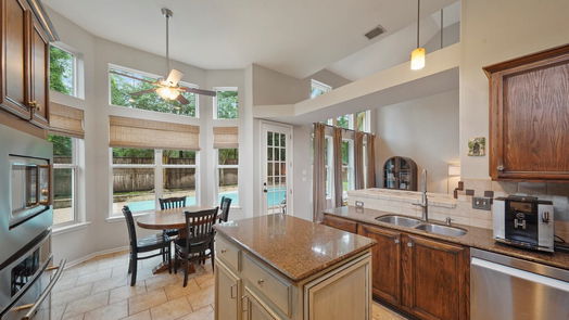The Woodlands 2-story, 4-bed 135 Wisteria Walk Circle-idx