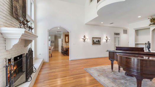 The Woodlands 2-story, 6-bed 4 Wedgewood Pt-idx