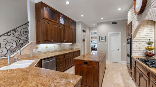 The Woodlands 2-story, 6-bed 4 Wedgewood Pt-idx