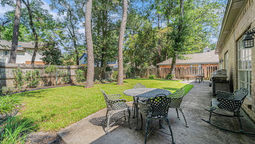 The Woodlands 2-story, 4-bed 8 Hickory Oak Drive-idx