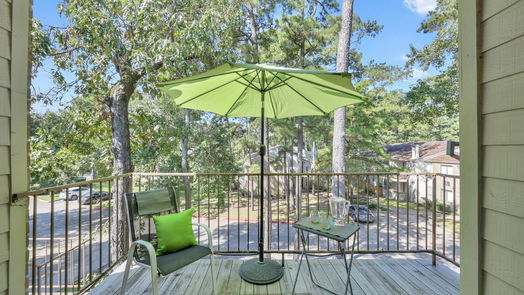 The Woodlands 3-story, 2-bed 3500 Tangle Brush Drive 84-idx