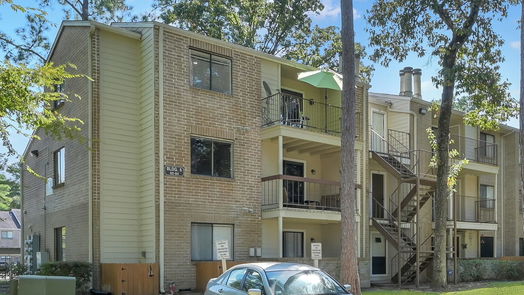 The Woodlands 3-story, 2-bed 3500 Tangle Brush Drive 84-idx