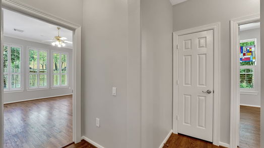 Spring 1-story, 3-bed 18 E Ardsley Square Place-idx