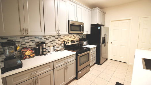 The Woodlands 1-story, 2-bed 6607 Lake Woodlands Drive 524-idx