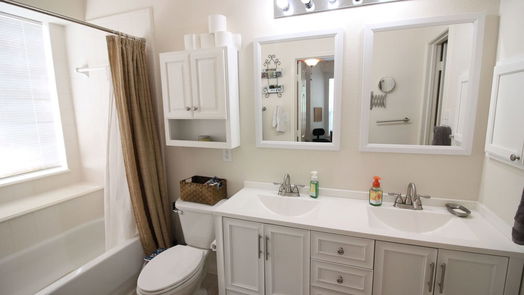 The Woodlands 1-story, 2-bed 6607 Lake Woodlands Drive 524-idx