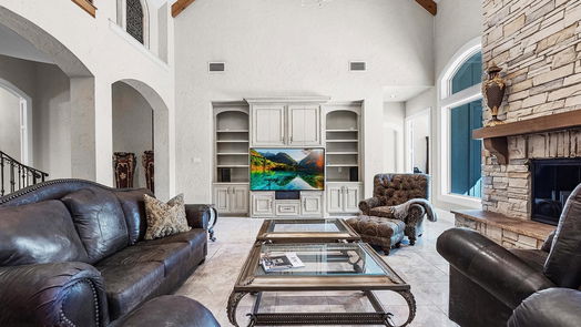 The Woodlands 2-story, 5-bed 11 Pine Lodge Place-idx