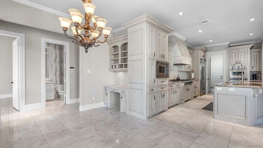 The Woodlands 2-story, 5-bed 11 Pine Lodge Place-idx