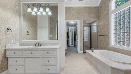 The Woodlands 2-story, 5-bed 11 Pine Lodge Place-idx