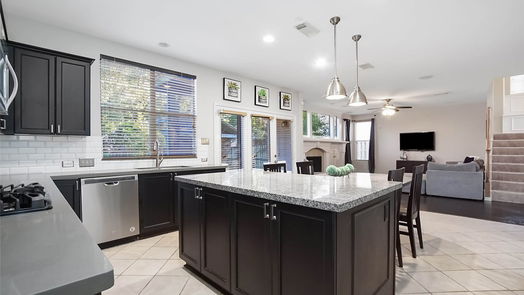 The Woodlands 2-story, 4-bed 127 E Sundance Circle-idx