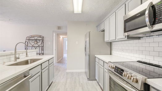 The Woodlands 1-story, 2-bed 8051 Bay Branch Drive 324-idx