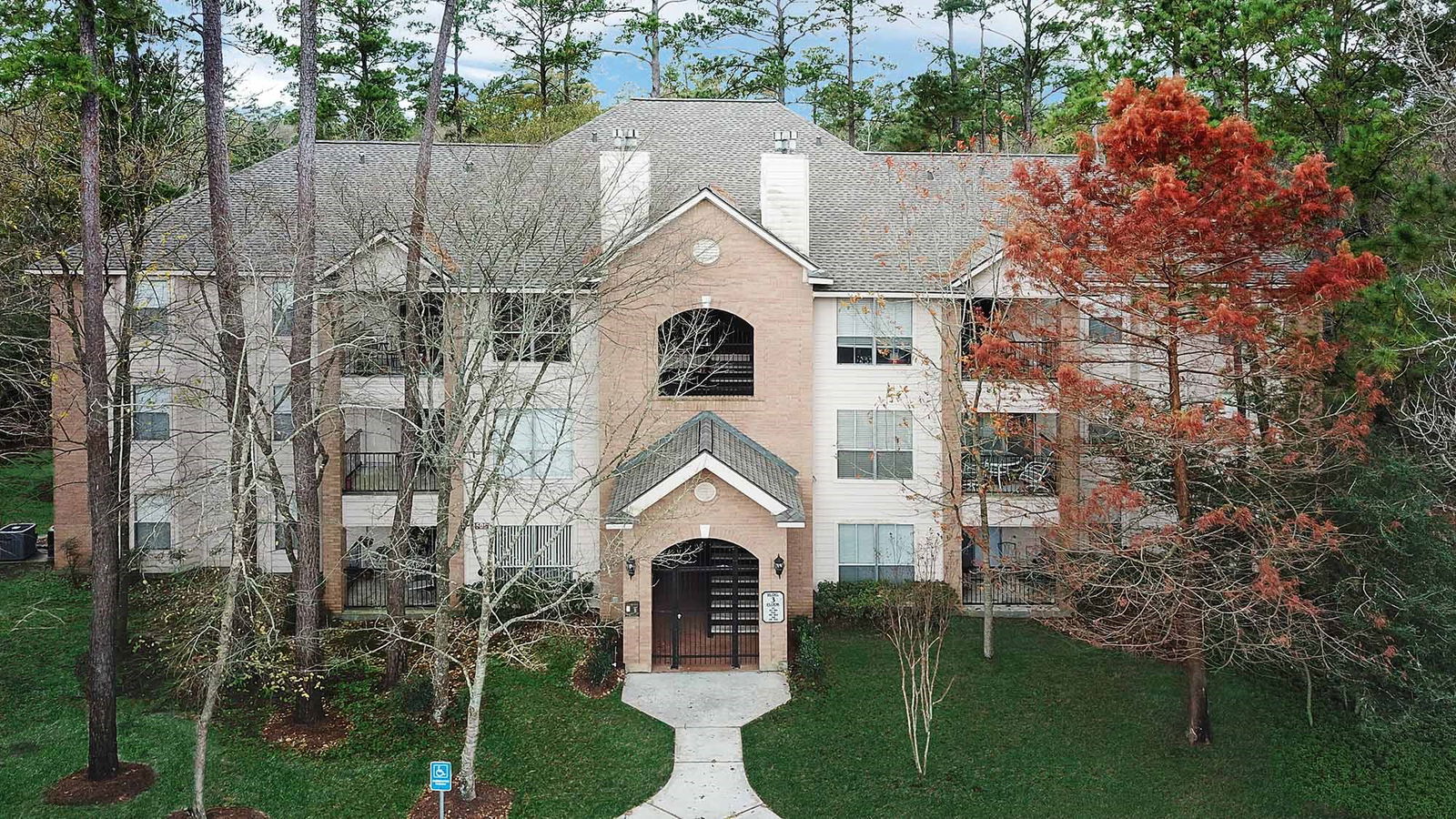 The Woodlands 1-story, 2-bed 8051 Bay Branch Drive 324-idx