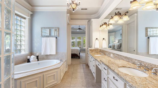 The Woodlands 2-story, 5-bed 26 S Knightsgate Circle-idx
