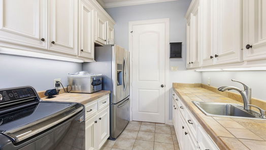The Woodlands 2-story, 5-bed 26 S Knightsgate Circle-idx