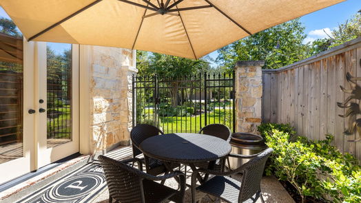 The Woodlands 2-story, 5-bed 26 S Knightsgate Circle-idx