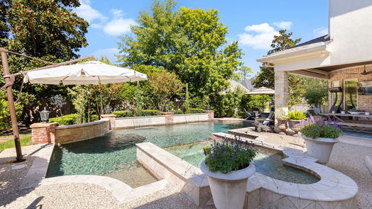 The Woodlands 2-story, 5-bed 26 S Knightsgate Circle-idx