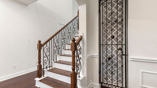 The Woodlands 2-story, 5-bed 15 N Veilwood Circle-idx