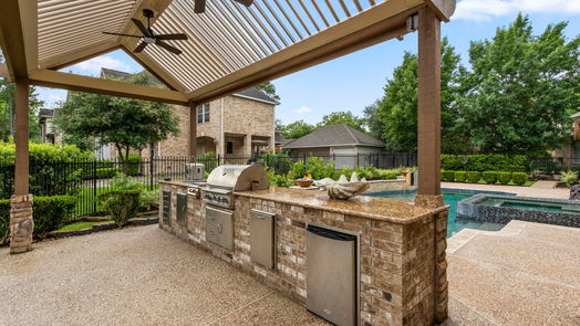 The Woodlands 2-story, 5-bed 15 N Veilwood Circle-idx