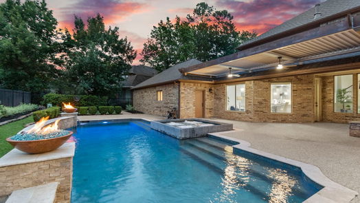 The Woodlands 2-story, 5-bed 15 N Veilwood Circle-idx