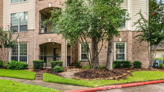 The Woodlands 1-story, 2-bed 6607 Lake Woodlands Drive 512-idx