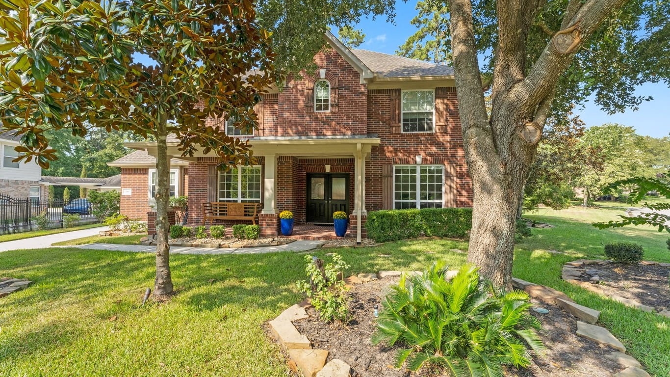 The Woodlands 2-story, 4-bed 39 Filigree Pines Place-idx