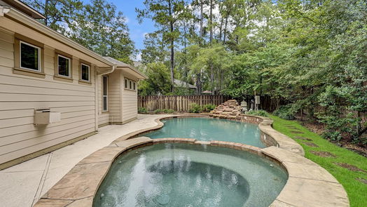 The Woodlands 2-story, 4-bed 82 S Longsford Circle-idx