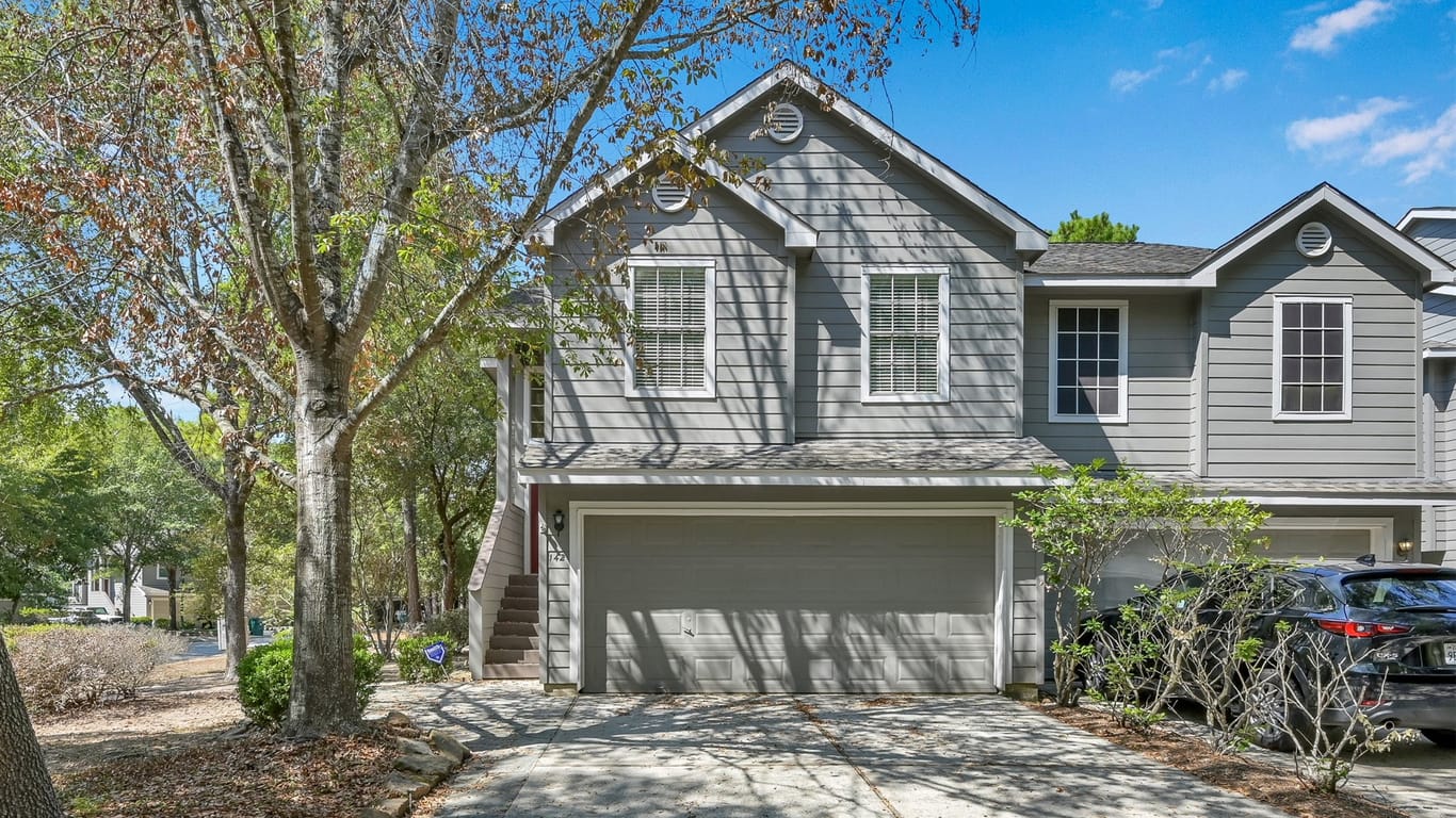 The Woodlands 2-story, 3-bed 142 Anise Tree Place Place-idx