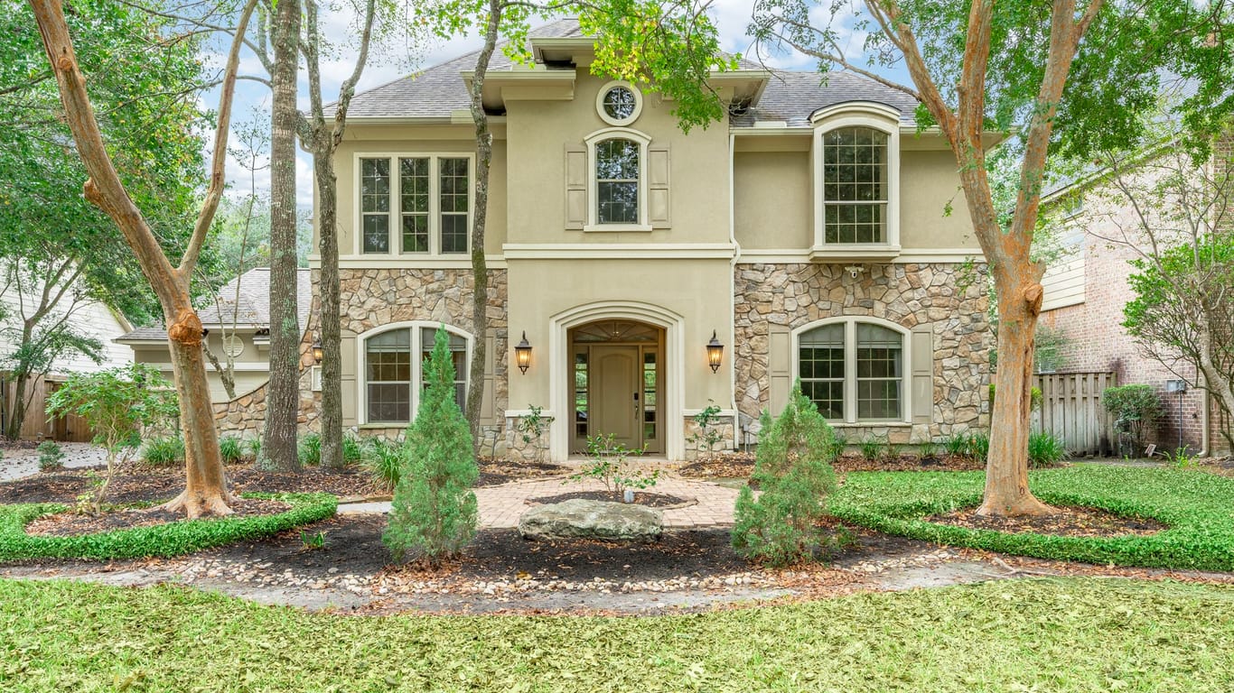 The Woodlands 2-story, 5-bed 127 E Beckonvale Circle-idx