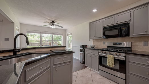 Conroe 1-story, 3-bed 2419 Pebblebrook Circle-idx