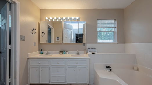 Conroe 1-story, 3-bed 2419 Pebblebrook Circle-idx