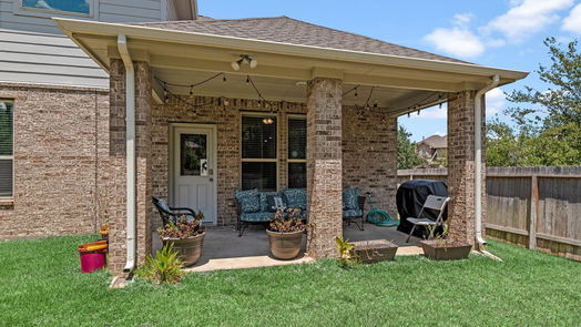 Conroe 2-story, 5-bed 196 Chestnut Meadow Drive-idx