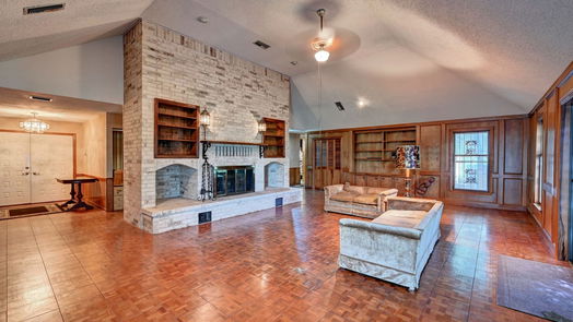 Conroe 1-story, 3-bed 15585 Bedford Lane-idx