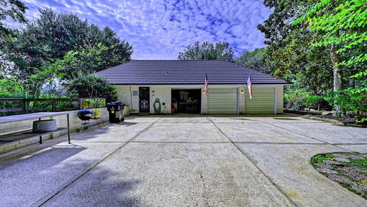 Conroe 1-story, 3-bed 15585 Bedford Lane-idx