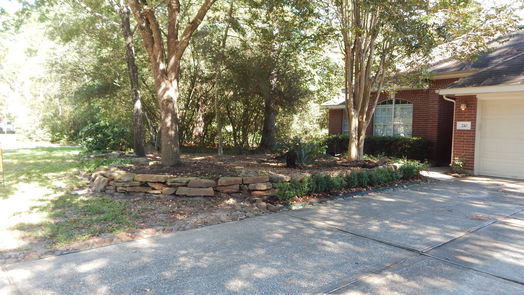 Conroe 1-story, 3-bed 210 W Russet Grove Circle-idx