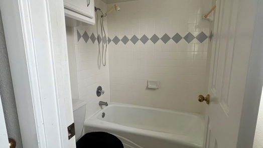 Conroe 2-story, 4-bed 2426 Carriage Lamp Lane-idx
