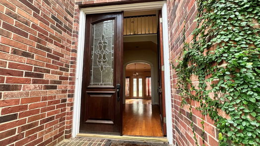 Conroe 2-story, 4-bed 2426 Carriage Lamp Lane-idx